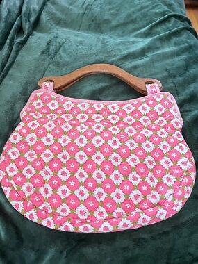 Pink Floral Quilted Shoulder Bag with Wood Handle